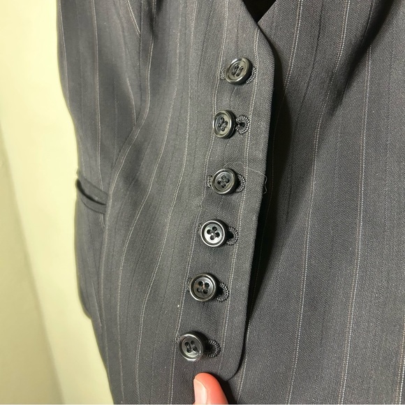 Ann Taylor Black Vest Size 8 - Picture 3 of 7